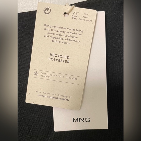 NWT Midi♻️Pencil Skirt - Black Midi Sustainably Made.  Back slit and zipper. - Picture 6 of 7